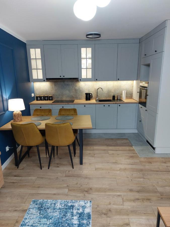Miodowy Apartament Złotów المظهر الخارجي الصورة
